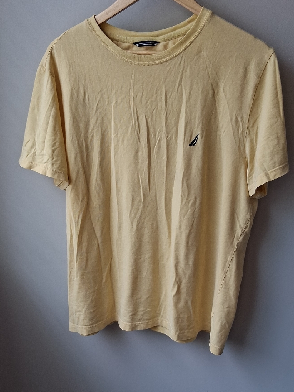 Nautica Men's Pale Yellow Crew Neck T-Shirt